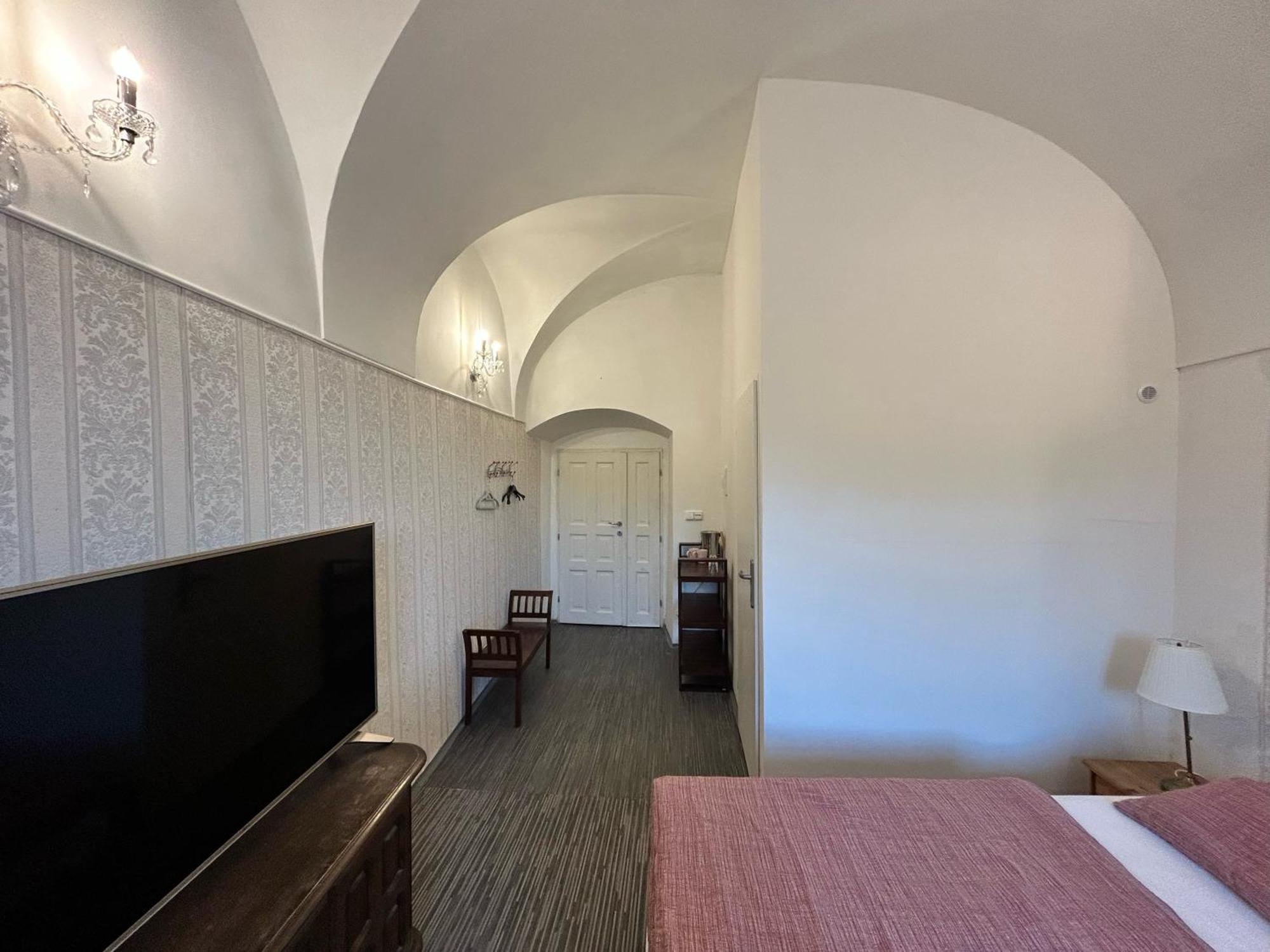Rezidence Napoleon Apartment Loket Exterior foto