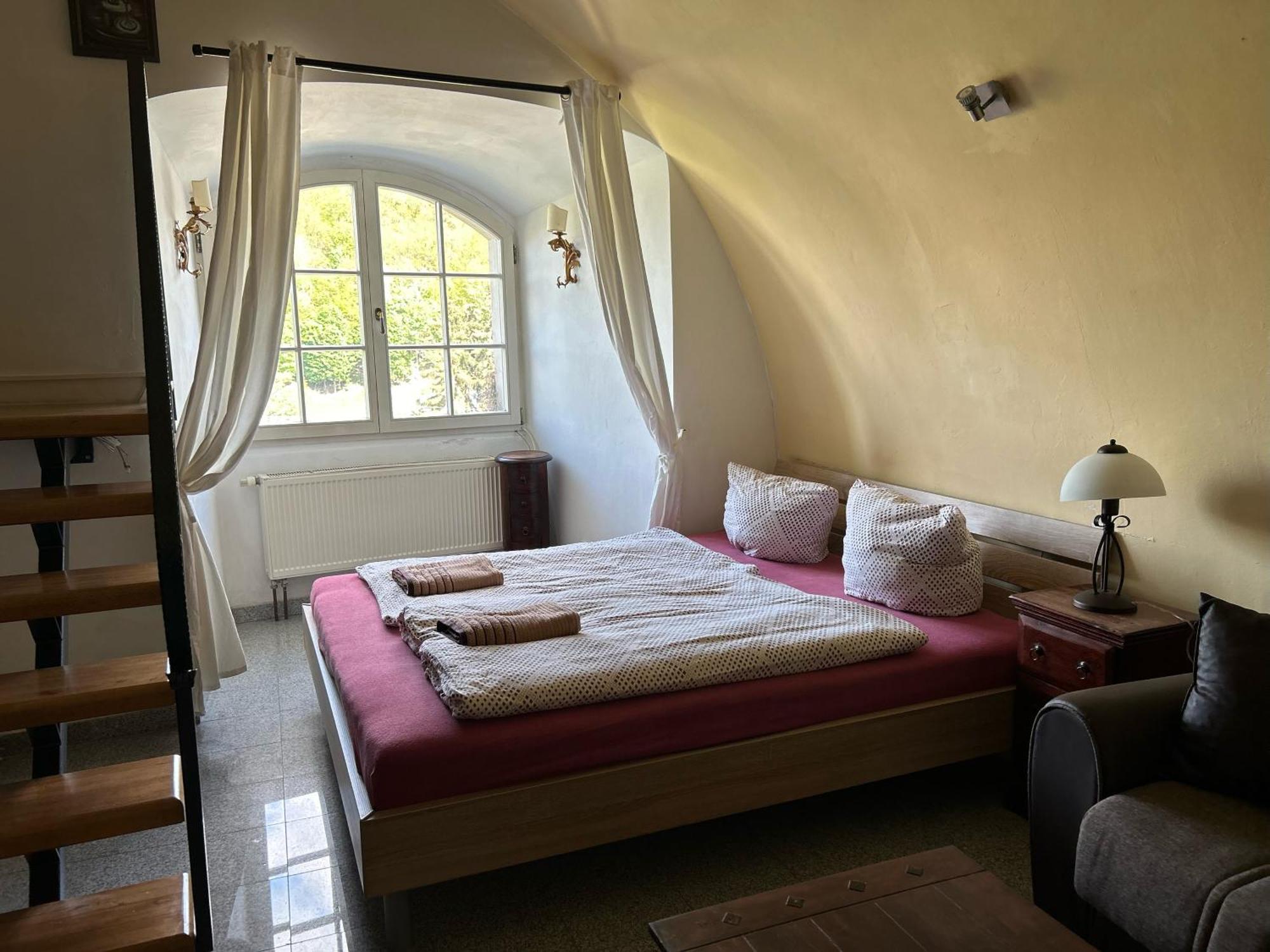 Rezidence Napoleon Apartment Loket Exterior foto